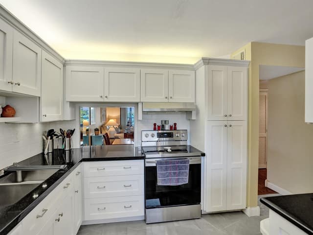 6080 N Sabal Palm Boulevard Unit 305, Tamarac FL 33319 - Tamarac, FL - Photo 6