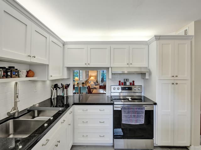 6080 N Sabal Palm Boulevard Unit 305, Tamarac FL 33319 - Tamarac, FL - Photo 5