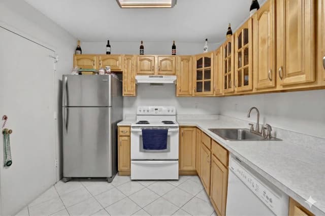 400 NE 12th Avenue # 405, Hallandale Beach FL 33009 - Hallandale Beach, FL - Photo 5