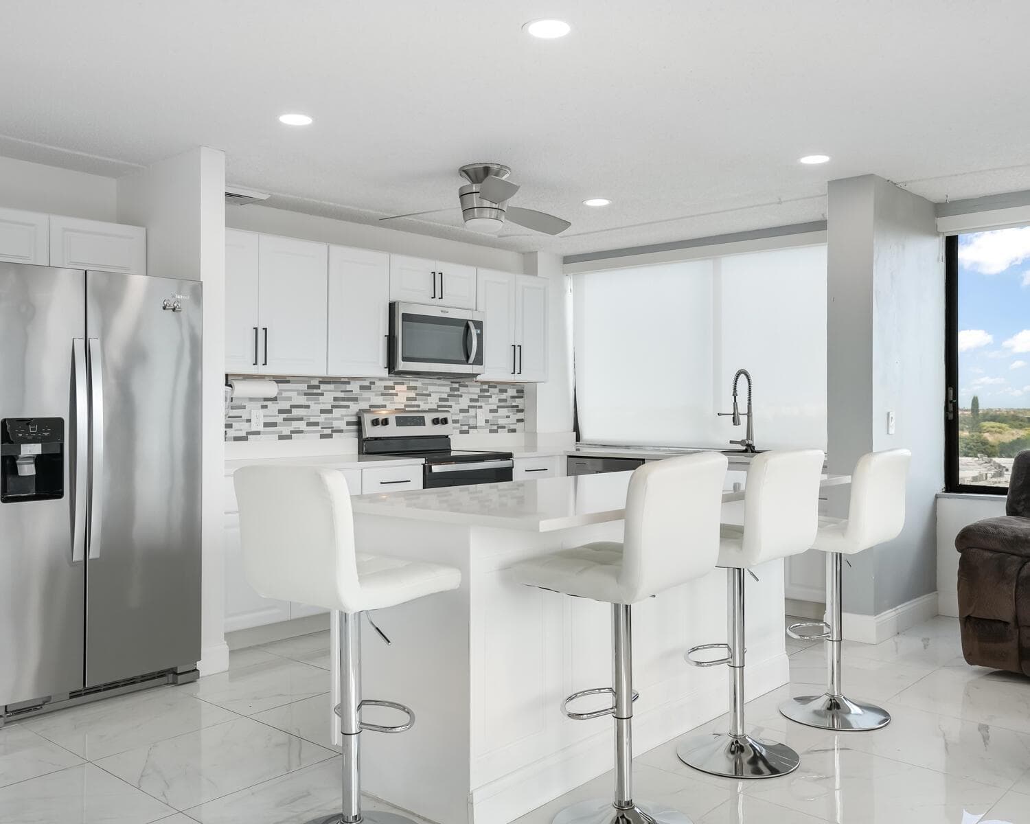 1500 Presidential Way # 806, West Palm Beach FL 33401
