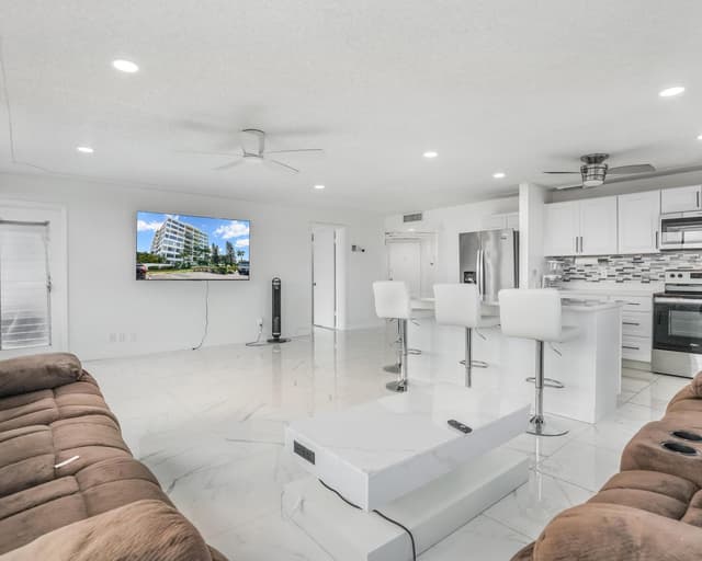 1500 Presidential Way # 806, West Palm Beach FL 33401 - West Palm Beach, FL - Photo 4