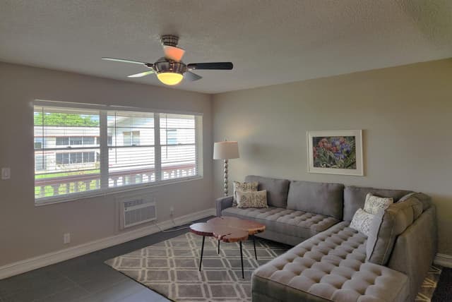 47 Andover B, West Palm Beach FL 33417 - West Palm Beach, FL - Photo 4