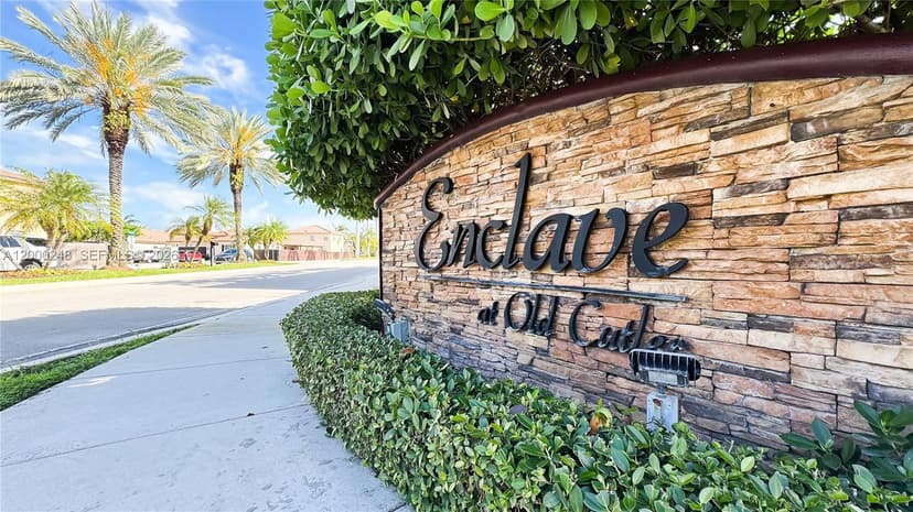 23129 SW 99th Ave, Cutler Bay FL 33190