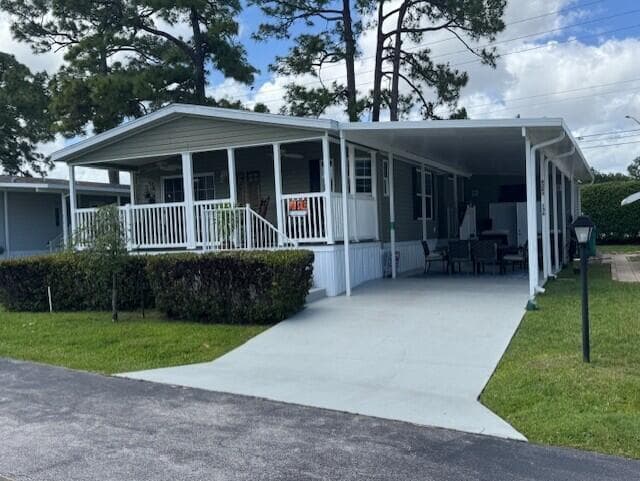 4209 Royal Manor Boulevard # 136, Boynton Beach FL 33436 - Boynton Beach, FL - Photo 2