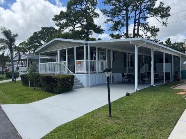 4209 Royal Manor Boulevard # 136, Boynton Beach FL 33436 - Boynton Beach, FL - Photo 3
