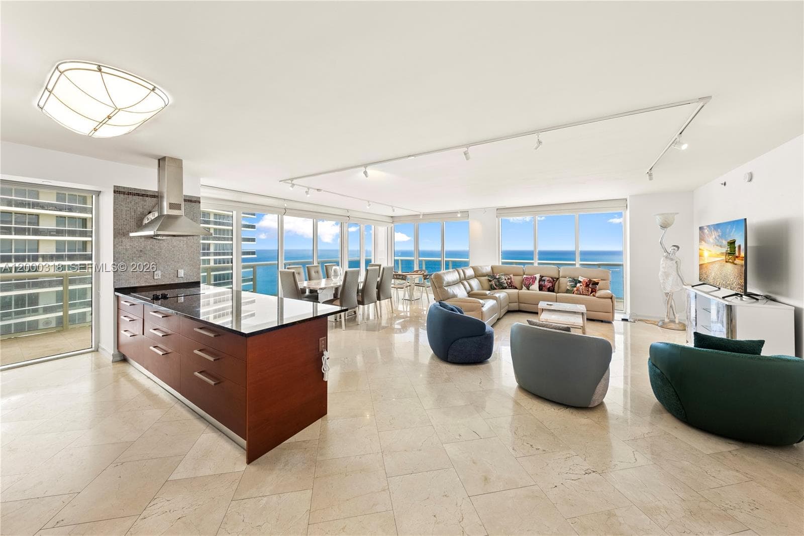1850 S Ocean Dr # 3301, Hallandale Beach FL 33009 - Hallandale Beach, FL - Photo 1
