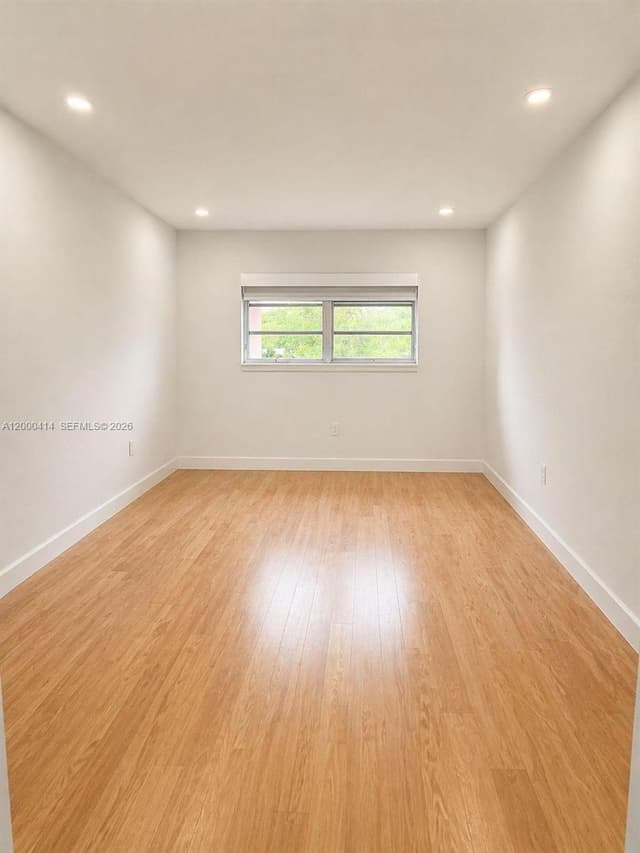 12105 NE 11th Pl # 306, North Miami FL 33161 - North Miami, FL - Photo 2
