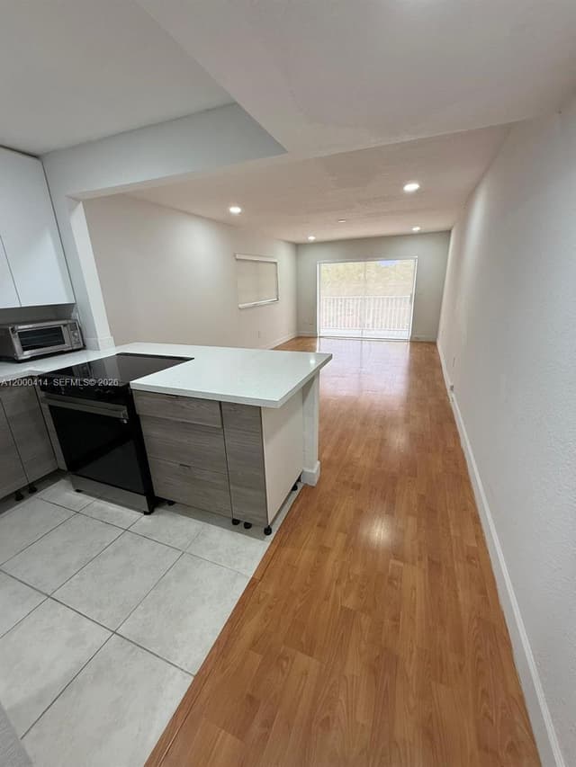 12105 NE 11th Pl # 306, North Miami FL 33161 - North Miami, FL - Photo 3