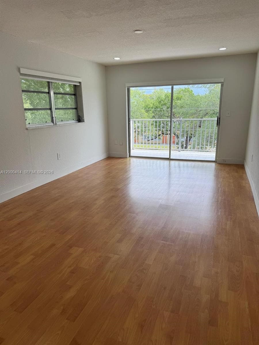 12105 NE 11th Pl # 306, North Miami FL 33161 - North Miami, FL - Photo 1