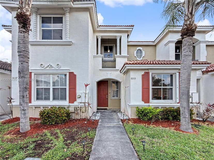 1033 NE 42nd Pl, Homestead FL 33033