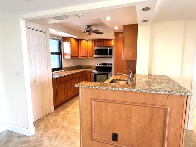 5200 N Flagler Drive # 1604, West Palm Beach FL 33407 - West Palm Beach, FL - Photo 4
