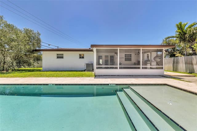 3213 Dover Road, Pompano Beach FL 33062 - Pompano Beach, FL - Photo 7