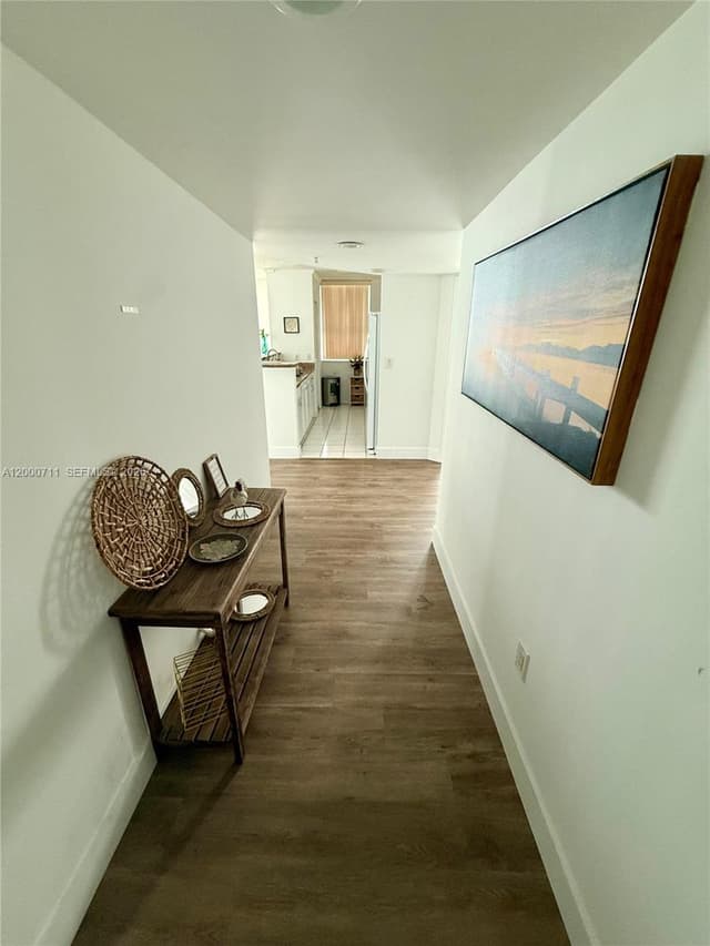1155 Brickell Bay Dr # 1702, Miami FL 33131 - Miami, FL - Photo 2