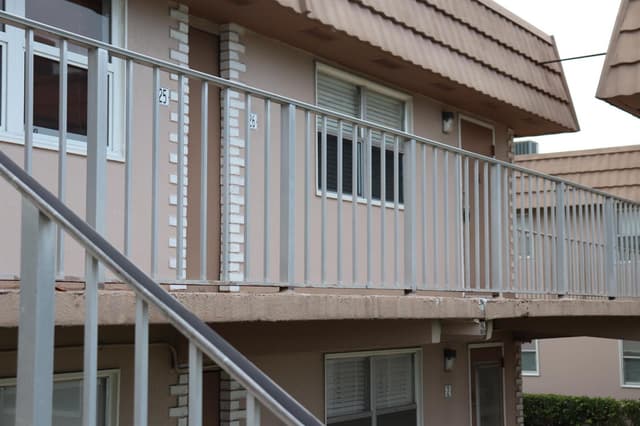 26 Brittany # A, Delray Beach FL 33446 - Delray Beach, FL - Photo 2