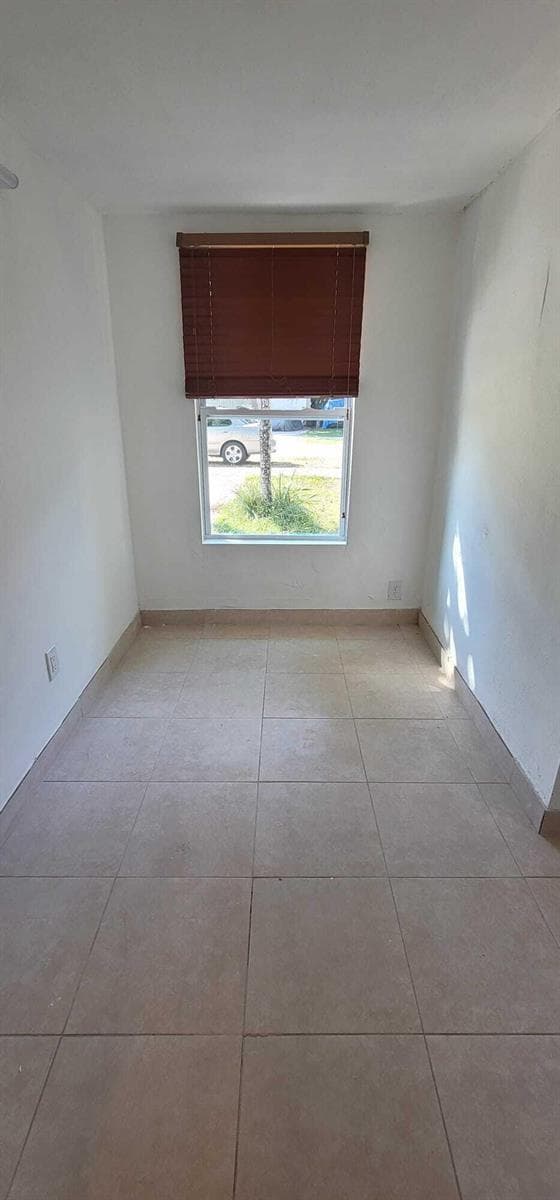 5721 Fillmore Street, Hollywood FL 33021 - Hollywood, FL - Photo 5