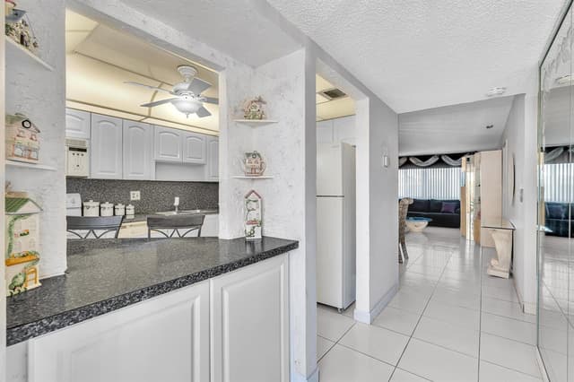 6670 Royal Palm Boulevard # 110, Margate FL 33063 - Margate, FL - Photo 5