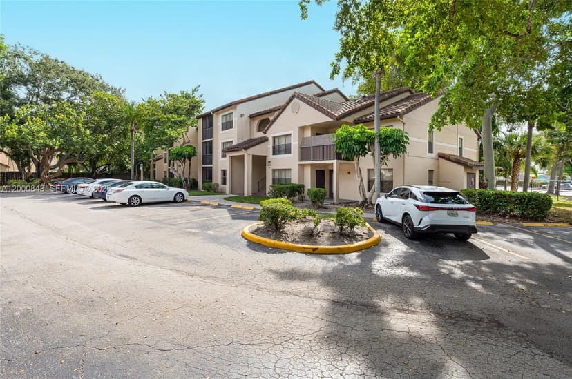 4581 W Mcnab Rd # 28, Pompano Beach FL 33069