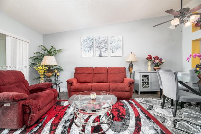 7535 Trent Dr # 202, Tamarac FL 33321