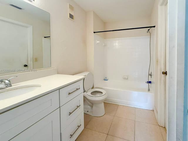 3440 N Pinewalk Dr N # 518, Margate FL 33063 - Margate, FL - Photo 7