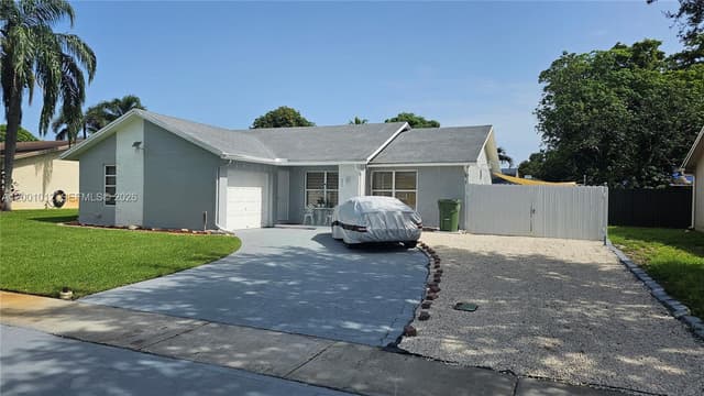 8421 NW 8th St, Pembroke Pines FL 33024 - Pembroke Pines, FL - Photo 5
