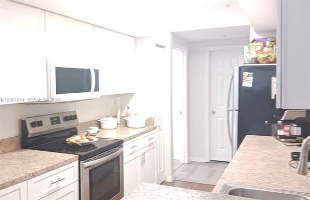11700 SW 2nd St # 201, Pembroke Pines FL 33025 - Pembroke Pines, FL - Photo 4