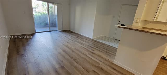 160 SW 117th Ter # 6103, Pembroke Pines FL 33025 - Pembroke Pines, FL - Photo 3