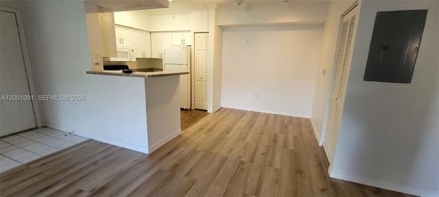 160 SW 117th Ter # 6103, Pembroke Pines FL 33025 - Pembroke Pines, FL - Photo 4