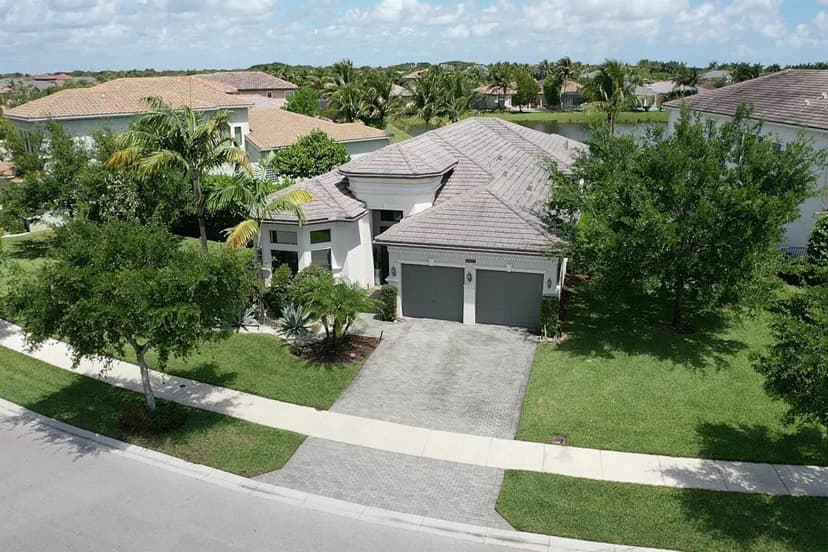 16872 Pavilion Way, Delray Beach FL 33446
