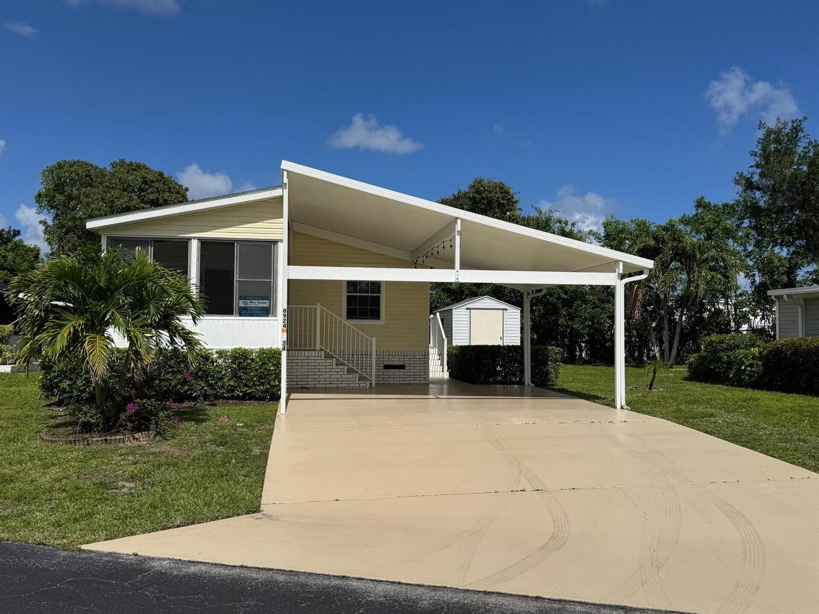 8924 Princess Donna Court E, Boynton Beach FL 33436 - Boynton Beach, FL - Photo 1
