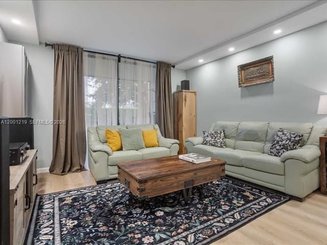 6193 Rock Island Rd # 105, Tamarac FL 33319 - Tamarac, FL - Photo 5