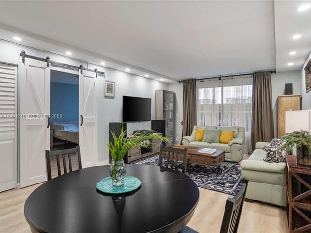 6193 Rock Island Rd # 105, Tamarac FL 33319 - Tamarac, FL - Photo 4