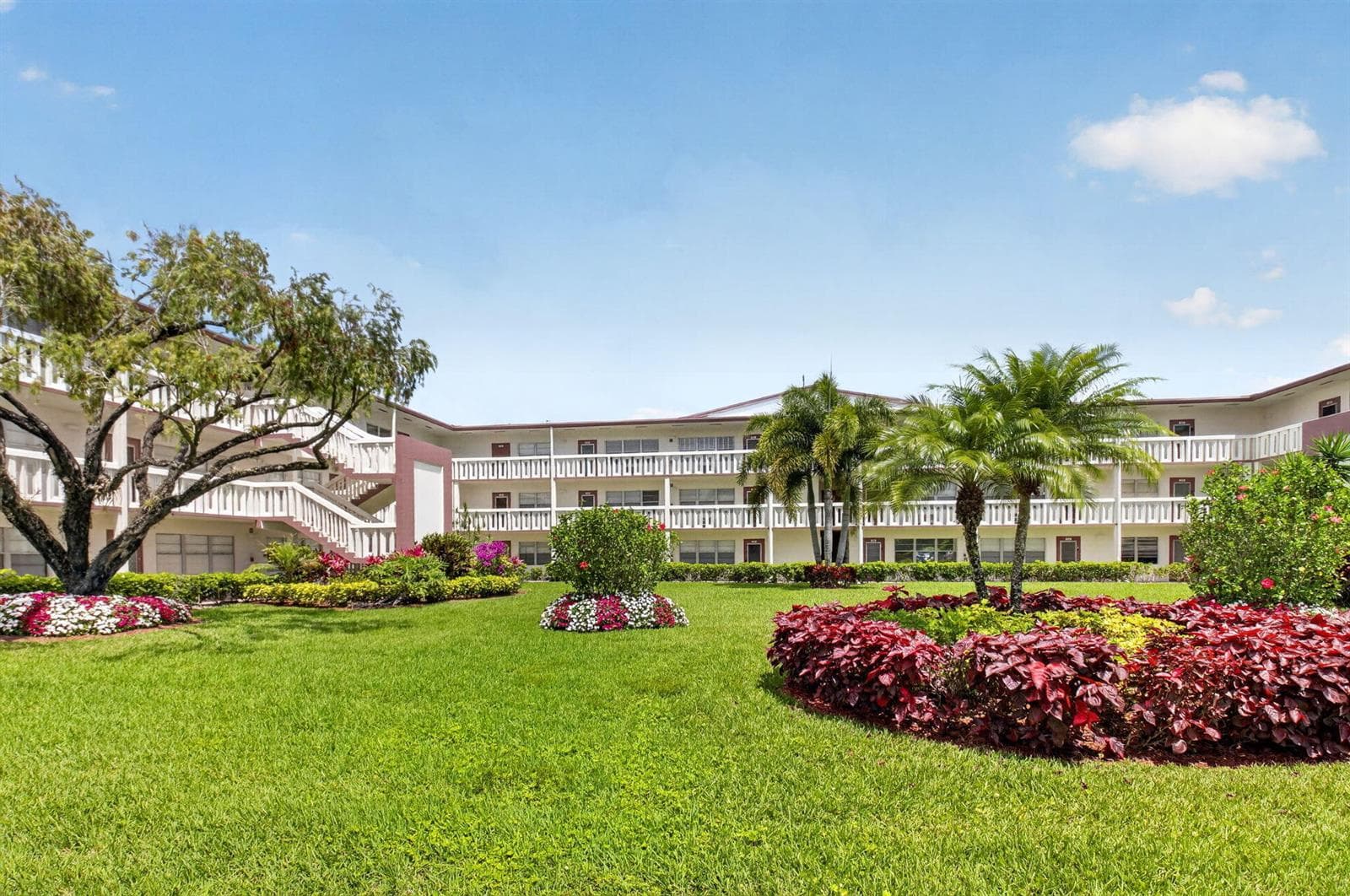 144 Fanshaw D, Boca Raton FL 33434
