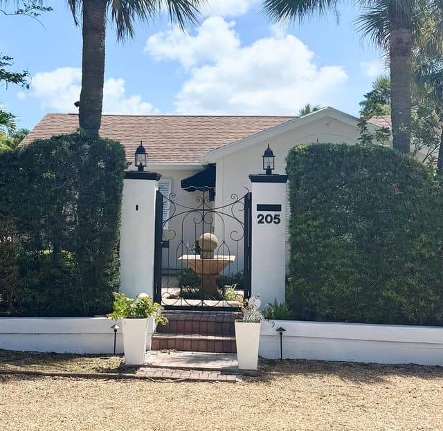 205 N 18th Ave Avenue N, FL 33460 - Photo 3