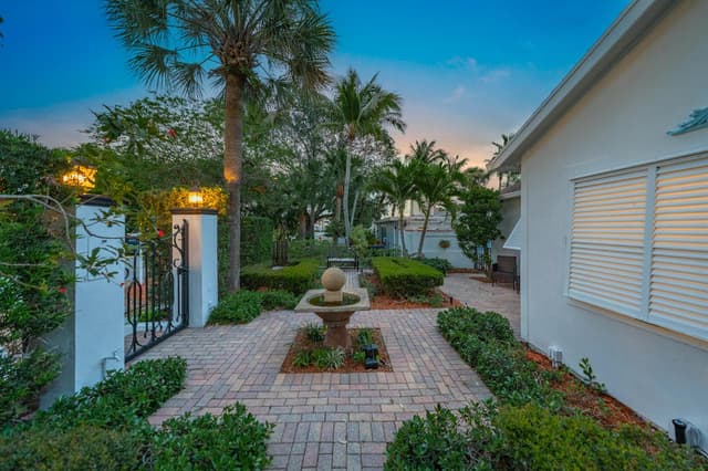 205 N 18th Ave Avenue N, FL 33460 - Photo 4