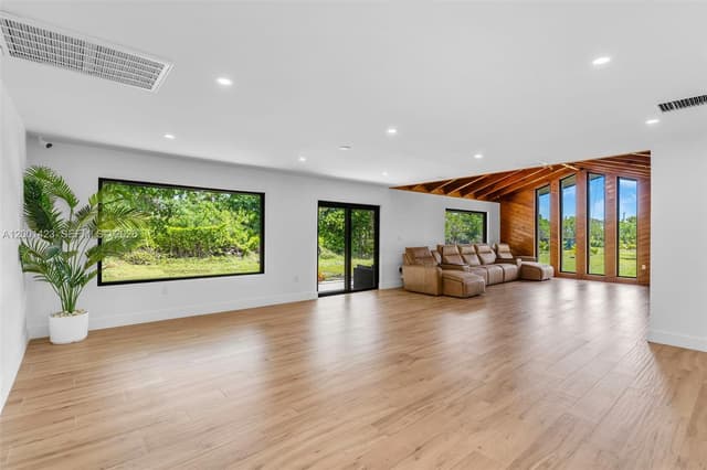 24200 SW 120th Ave, Homestead FL 33032 - Homestead, FL - Photo 5