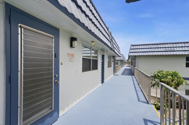 373 Tuscany G, Delray Beach FL 33446 - Delray Beach, FL - Photo 3