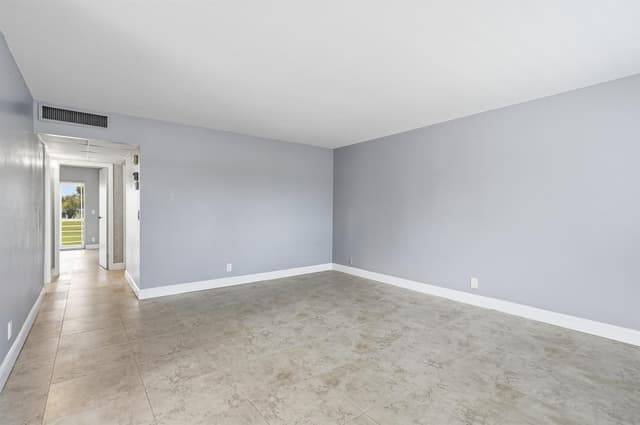 373 Tuscany G, Delray Beach FL 33446 - Delray Beach, FL - Photo 4