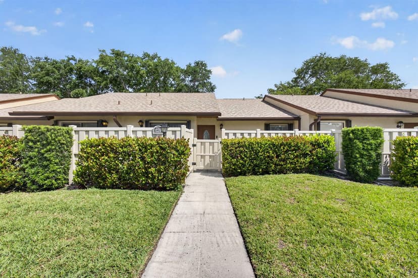 1025 Green Pine Boulevard # F, West Palm Beach FL 33409