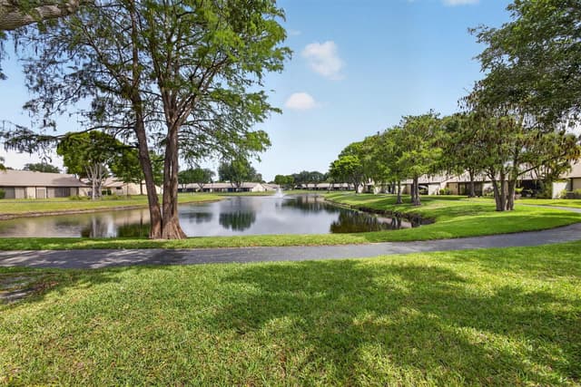 1025 Green Pine Boulevard # F, West Palm Beach FL 33409 - West Palm Beach, FL - Photo 5