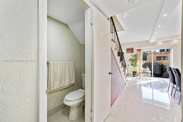 1305 W 53rd St # 429, Hialeah FL 33012 - Hialeah, FL - Photo 3
