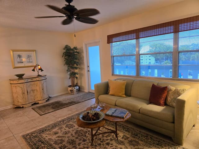 4047 N Newport N # 4047, Deerfield Beach FL 33442 - Deerfield Beach, FL - Photo 2