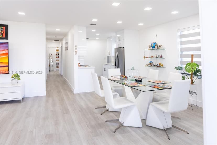 308 NW 2nd Ave, Hallandale Beach FL 33009