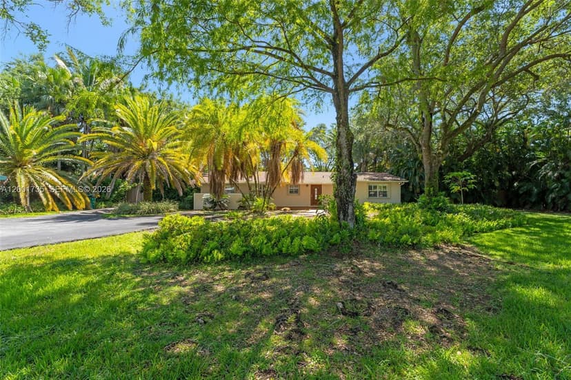11401 SW 102nd Ave, Miami FL 33176