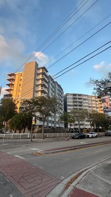 2025 NE 164th St # 616, North Miami Beach FL 33162 - North Miami Beach, FL - Photo 1
