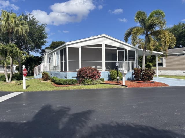 6950 NW 44th Avenue, Coconut Creek FL 33073 - Coconut Creek, FL - Photo 2