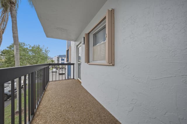 3040 Holiday Springs Boulevard # 212, Margate FL 33063 - Margate, FL - Photo 6