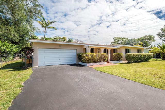 8355 SW 131st St, Pinecrest FL 33156 - Pinecrest, FL - Photo 2
