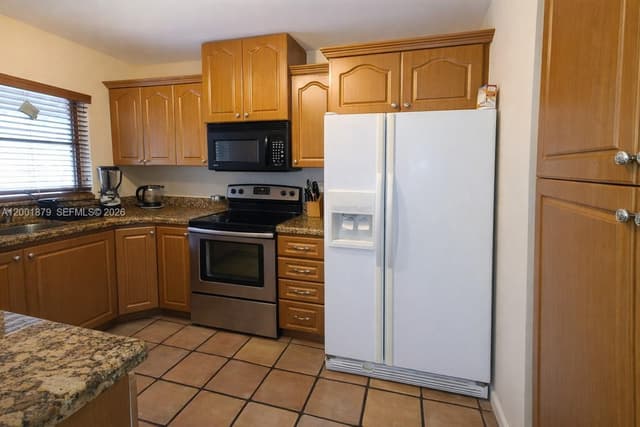 5524 Constant Spring Ter # 213, Lauderhill FL 33319 - Lauderhill, FL - Photo 7