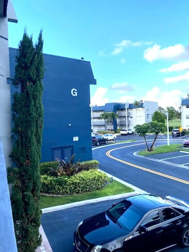 7817 Golf Cir Drive # 210, Margate FL 33063 - Margate, FL - Photo 2