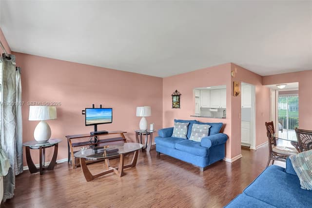 511 Fanshaw M # 511, Boca Raton FL 33434 - Boca Raton, FL - Photo 4